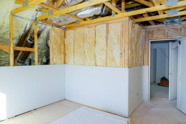 Best Specialized Insulation Services in Woodville, CA